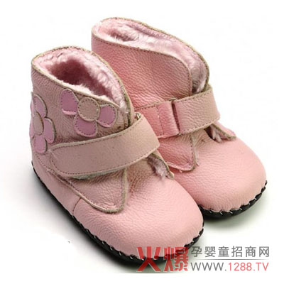 芙瑞可嬰兒學(xué)步鞋溫馨時尚