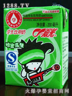 晨光學(xué)生奶 （哈密瓜味）